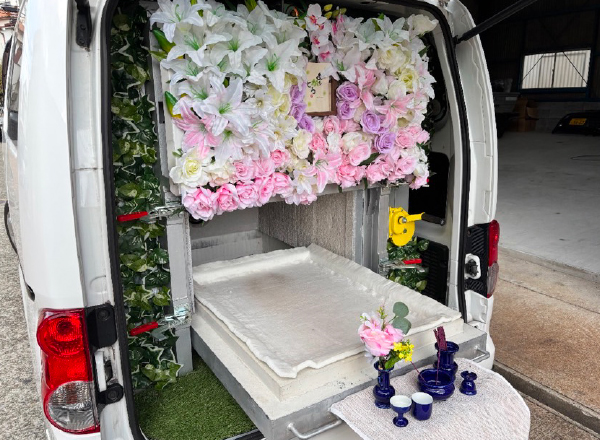 ペット火葬車 CREMATION CAR FOR PET